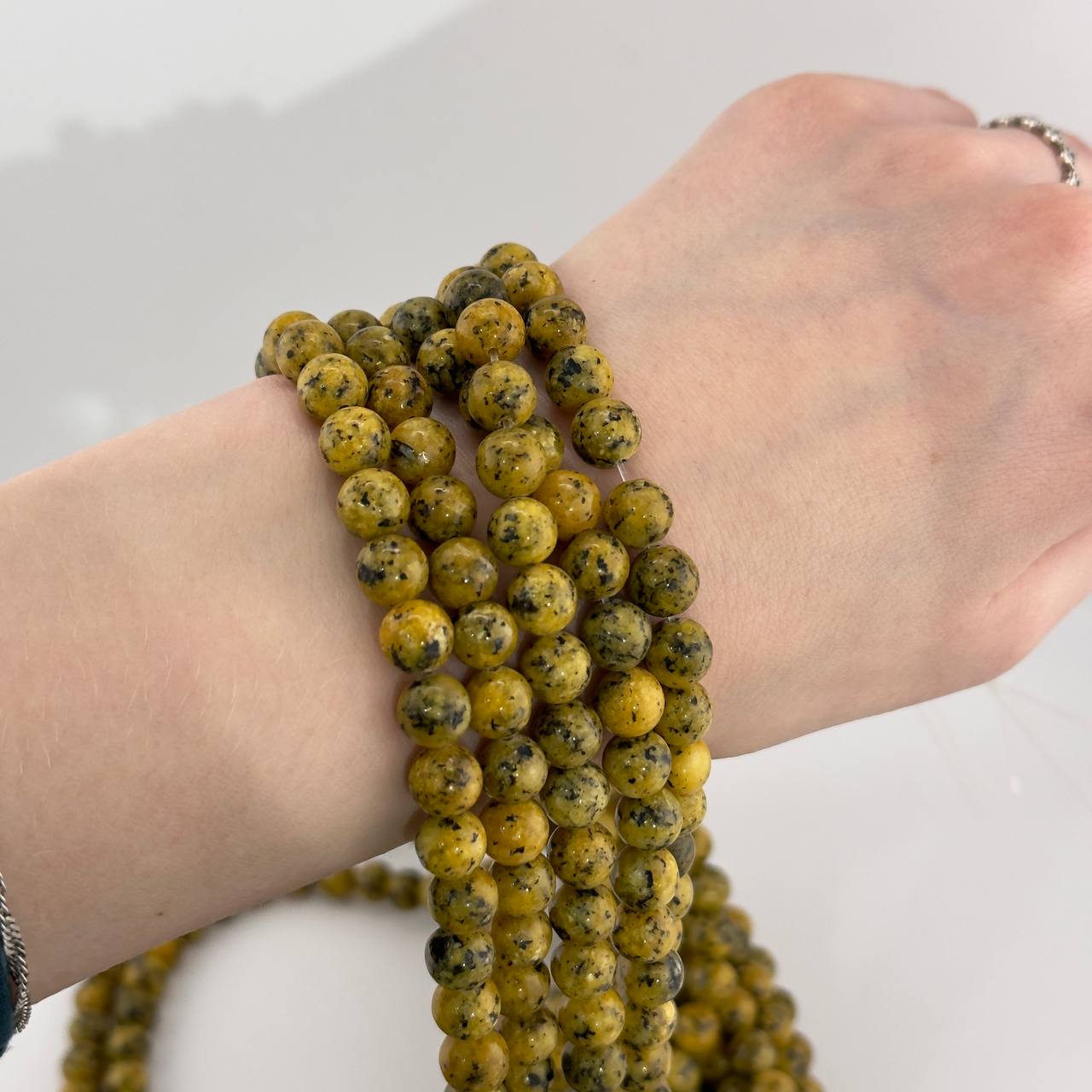 Бусины Халцедон размер 8мм натуральный камень
